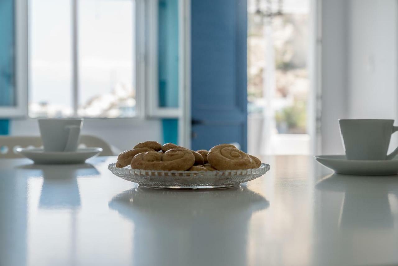 Blue Mare Apartments On The Beach Firopotamos Bagian luar foto